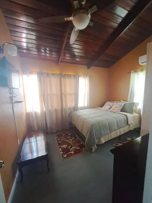 Nevruti'S Cottage St. John's